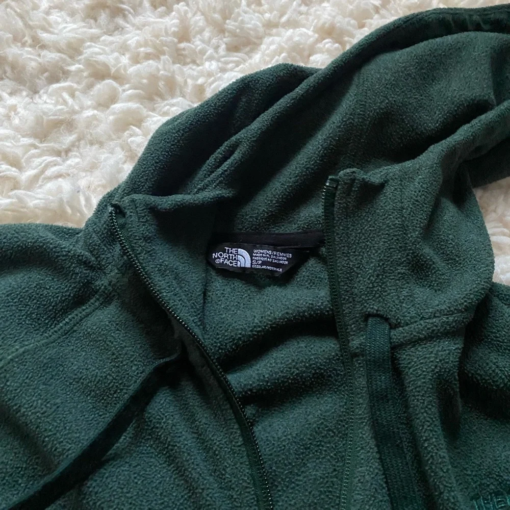 North Face Size Small - Picture 3 of 4